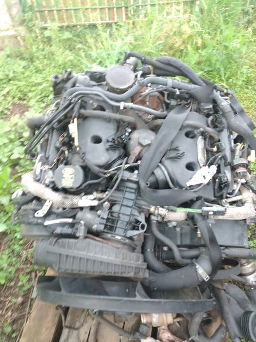 Piese Auto din Dezmembrari Land Rover Discovery 3 2007 2.7 diesel