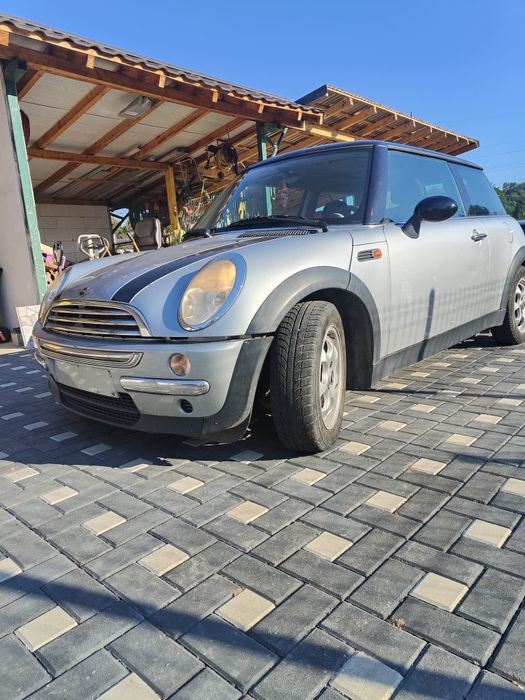 Vând mini cooper