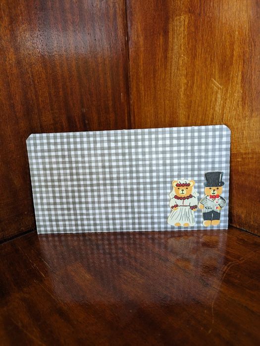 Плик за пари от твърда хартия, ръчноправен