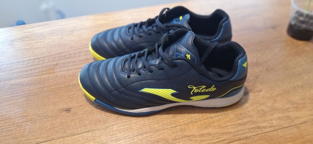 Маратонки Joma 38