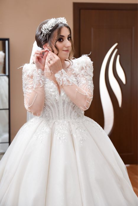 Vand rochie de mireasa