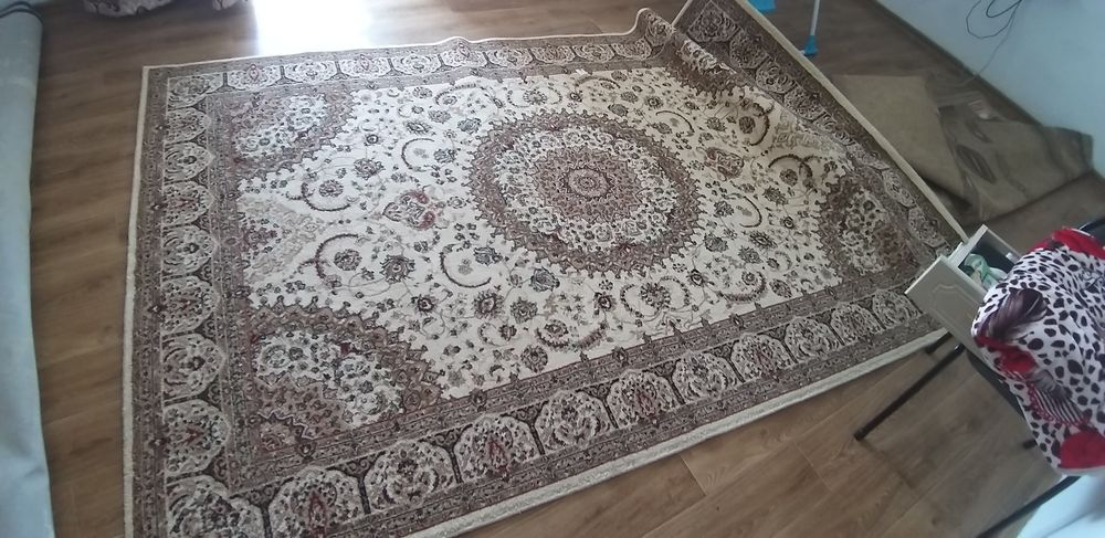 Продаётся ковры/Кілемдер сатылады