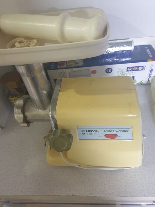 Мясорубка электрическая