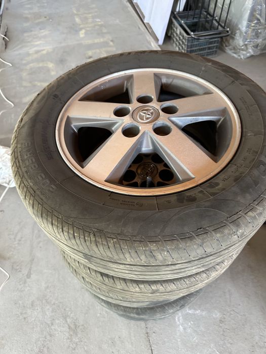 Авто шины на тайота камри