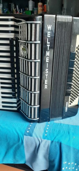 Vand acordeon weltmaister consona