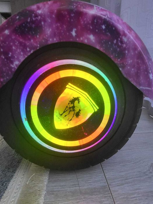 продаю гироскутер балансировщик