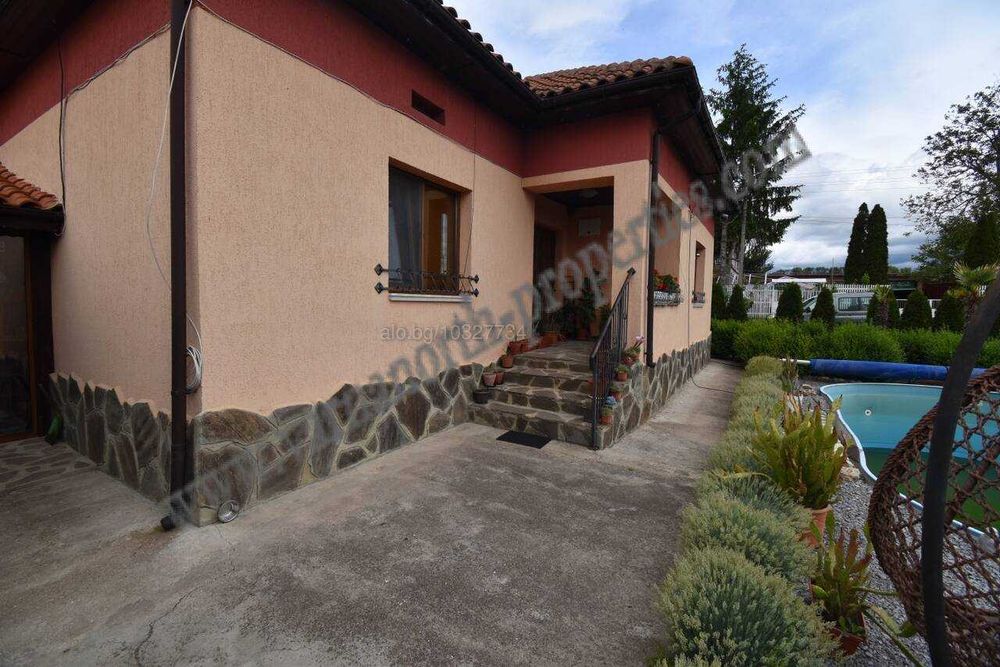 Продава се Къща в Каварна - 92 кв.м за 924 €/кв.м - Снимка #2