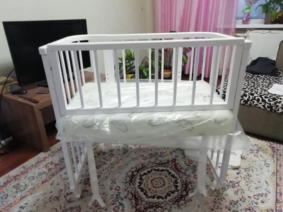 Приставная кровать - манеж