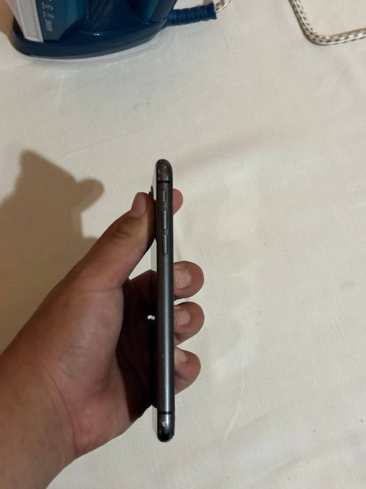 iPhone 11 64гб..