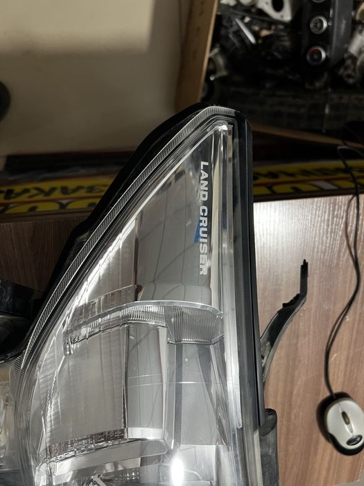 Фара права Прадо 150 Prado