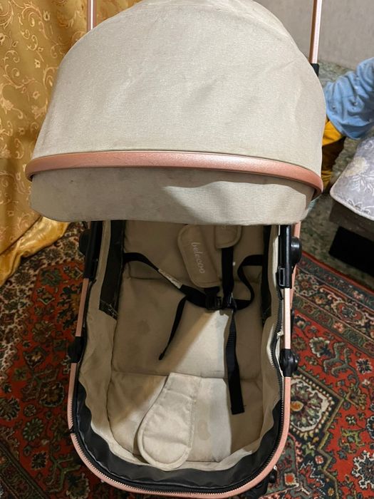 Продам коляску в хорошем состояние