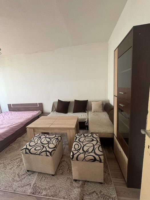 Давам едностаен апартамент под наем