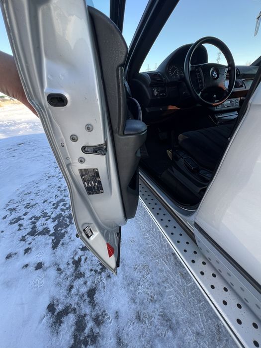 Бмв x5 2001 год