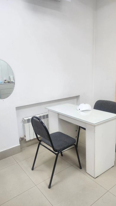 Сдаётся пол кабинета