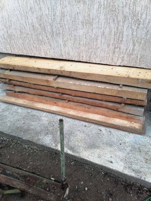 Сух чамов материал на талпи