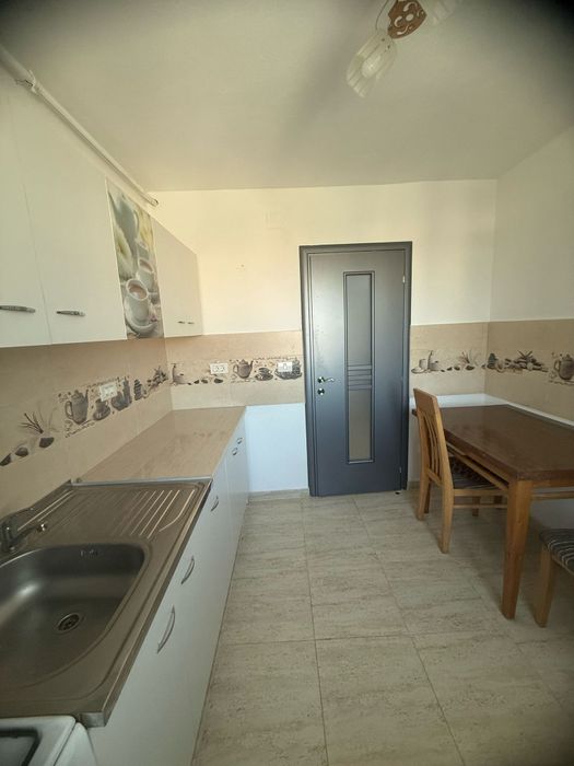 Inchiriez apartament 2 camere