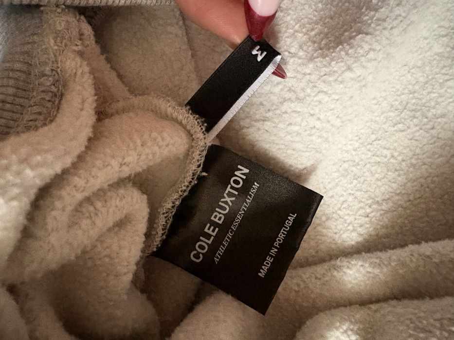 Оригинален суитшърт на Cole Buxton