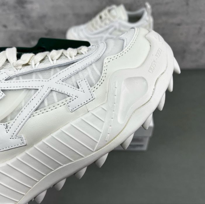 Adidasi Off White Odsy