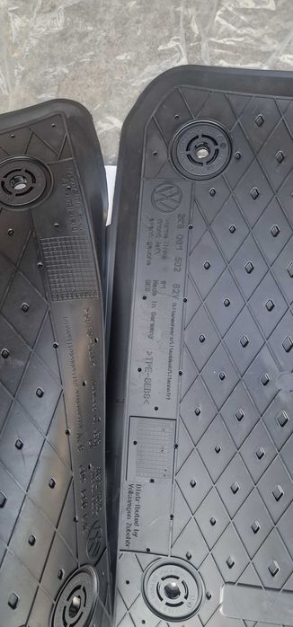 WV CADDY 2020-2025-Оргинални гумени стелки