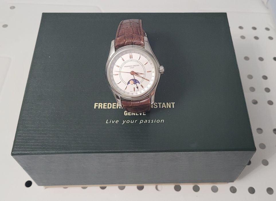 Продам часы швейцарские