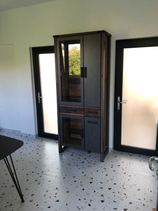 Centrul Civic camera cu baie proprie