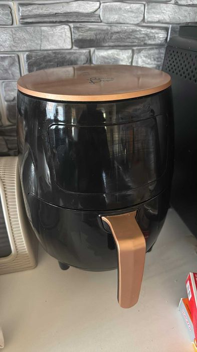 Air Fryer  6 Litri Nou
