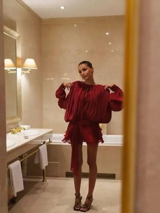 Продается новое платье