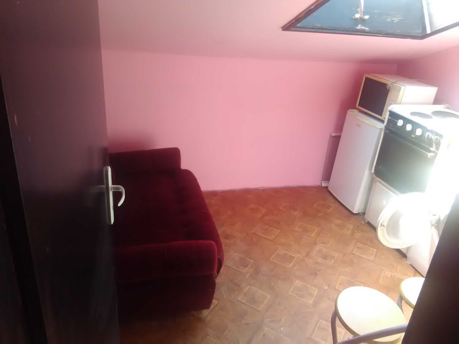 Дава се под наем Едностаен апартамент в София, Гео Милев - 35 кв.м за 325 € - Снимка #2