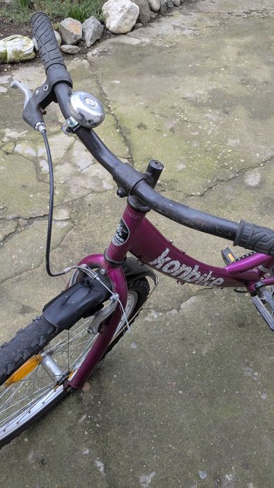 Bicicletă Konbike (roți 24") – Practică și rezistentă