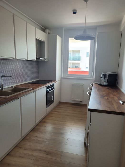 ARED  R29  Oradea 3 camere de închiriat ./REZERVAT