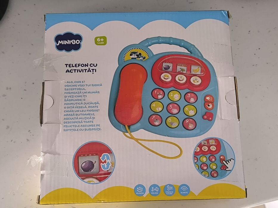 Telefon cu activități pentru bebelusi 6 luni +