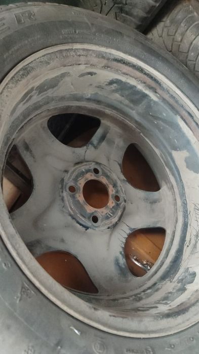 Продам диски с зимней резиной