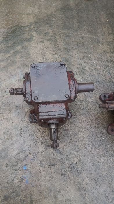 reductor raport 1,3 la 1 / reductor utilaj agricol