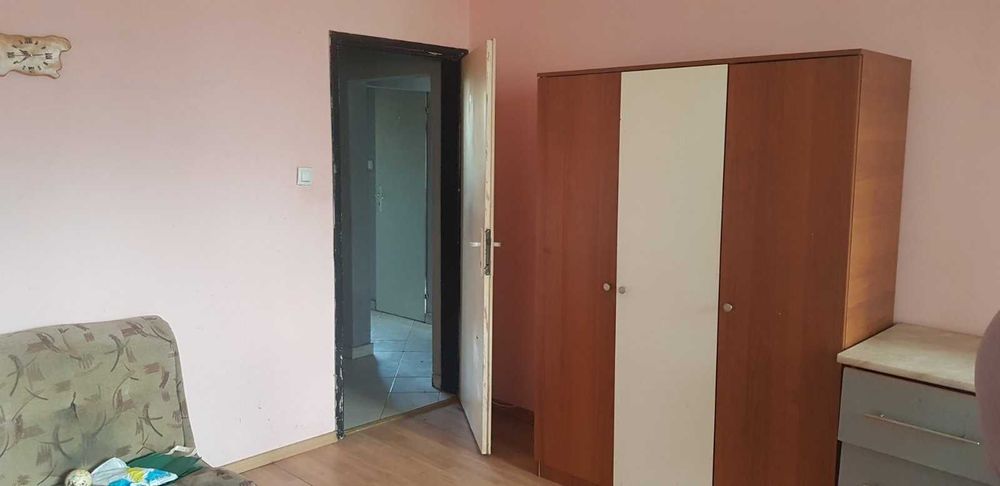 Продава се Тристаен апартамент в Русе, Родина 2 - 80 кв.м за 1488 €/кв.м - Снимка #3