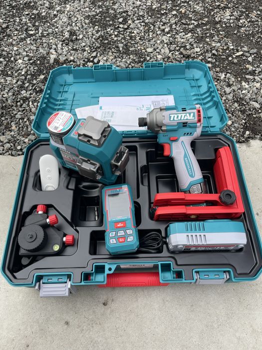 Nivela Laser 360 grade raza verde + autofiletanta Total