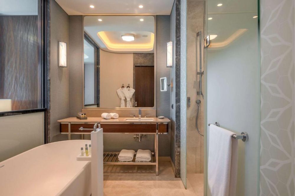 Lux Hotel “Piramit” Airport Yaqinida Joylashgan Только Паспорт все