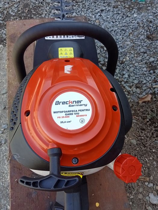 Foarfecă de tăiat gard