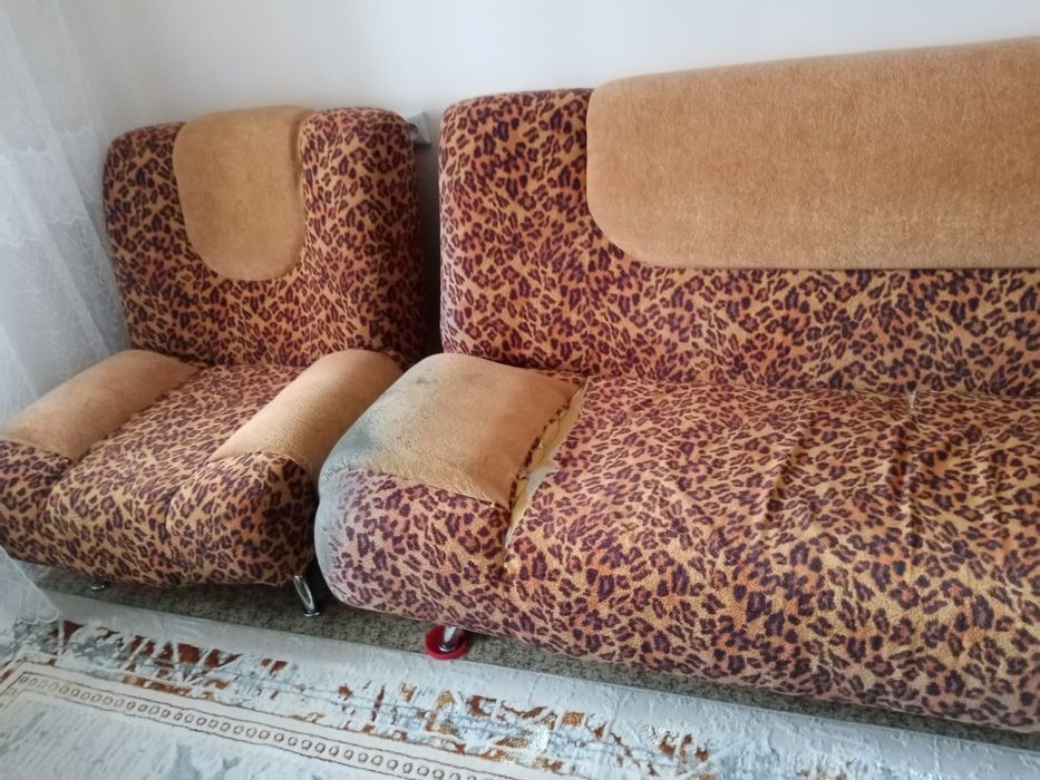 Диван и 2 кресла