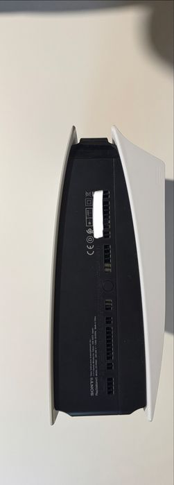 PlayStation 5 (PS5) Disc Version – пълен комплект, като нов