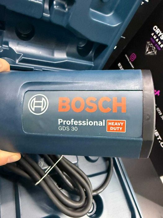 BOSCH GDS 30 - Masina de insurubat cu impact 920W