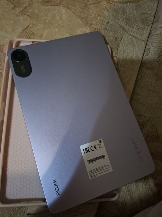 Продаётся  планшет в хорошем состоянии  Redmi PAD 2