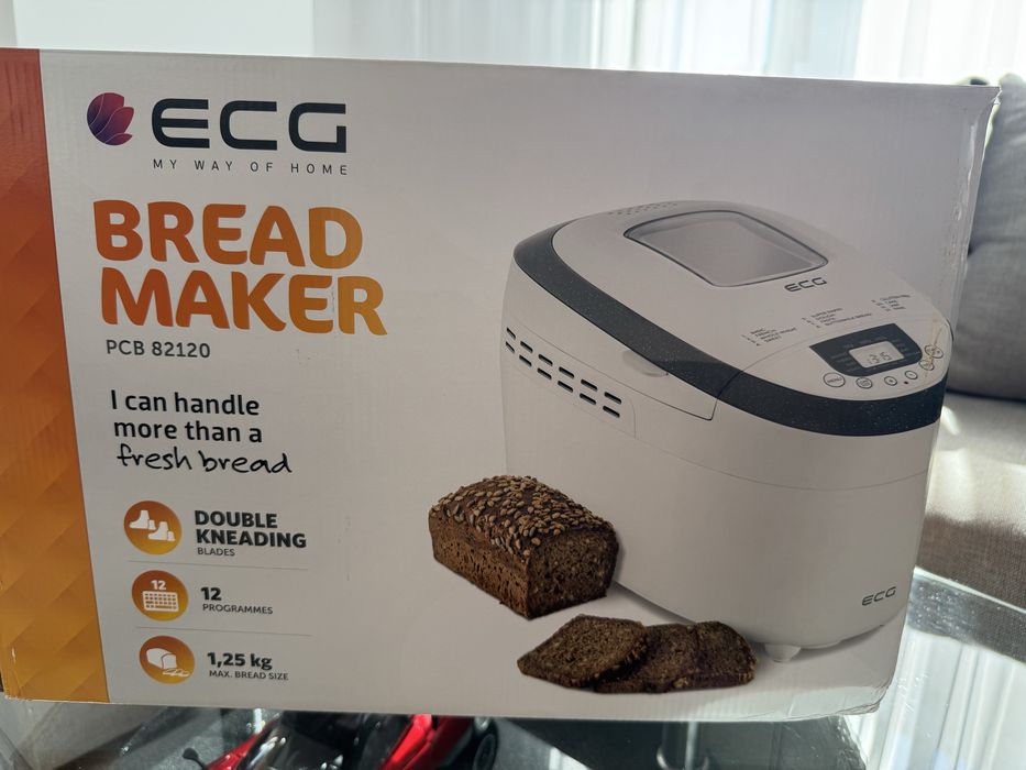 Masina de preparat paine ECG 12 programe