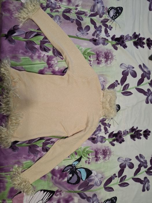 Пуловер тип поло