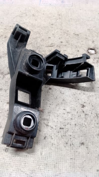 suport stanga bara spate  volkswagen golf 7 - motorina 2013