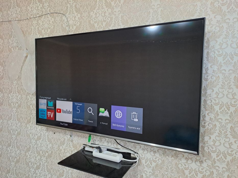 Продаетсья Смарт Тв Самсунг