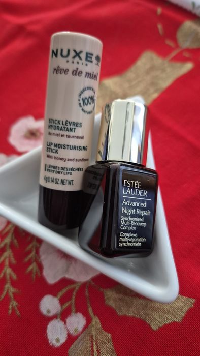 Серум estee lauder гланц за устни nuxe