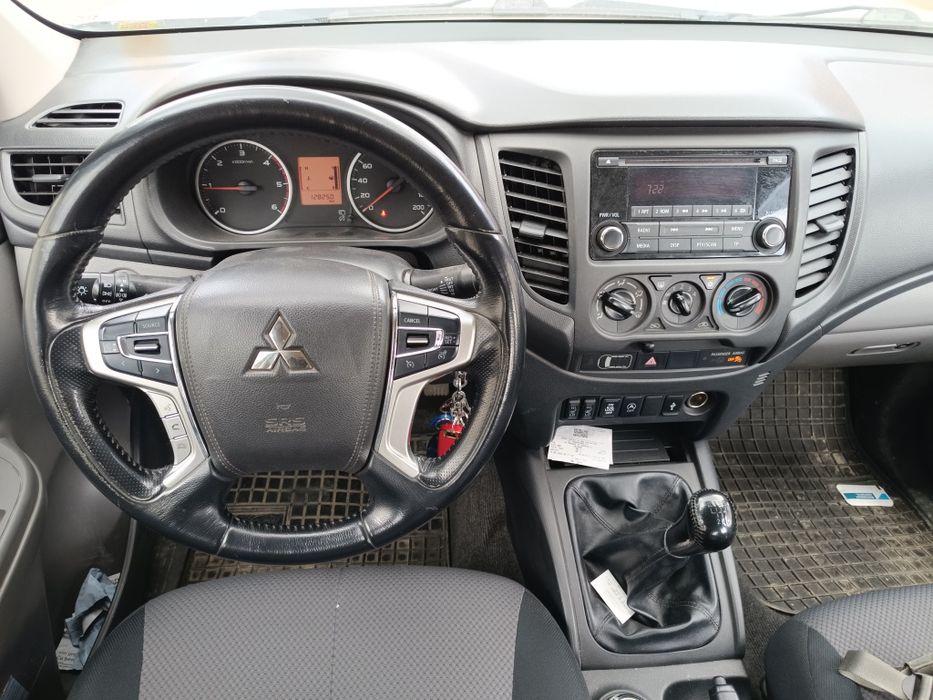 MITSUBISHI L200 2018 — imagine 3