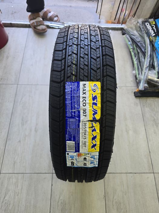 SUMMAX 205/70/15