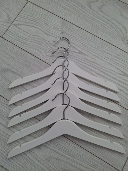 Детски закачалки