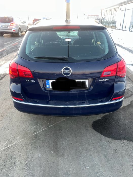 Opel Astra J Sports Tourer
